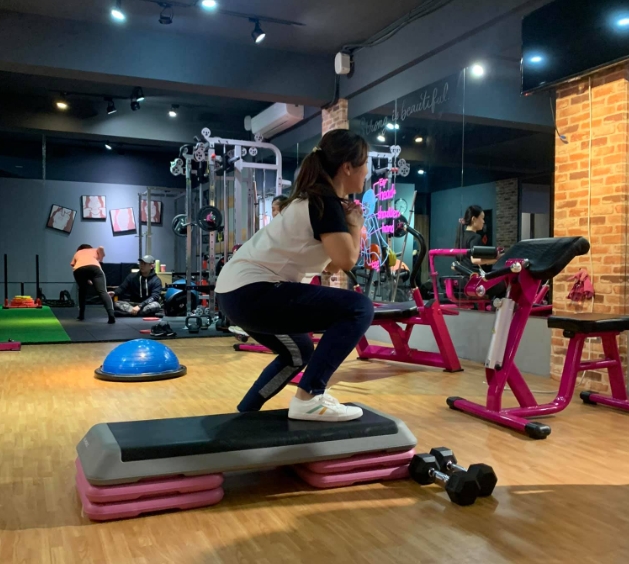 台北女性運動中心推薦－好力女性健身房。