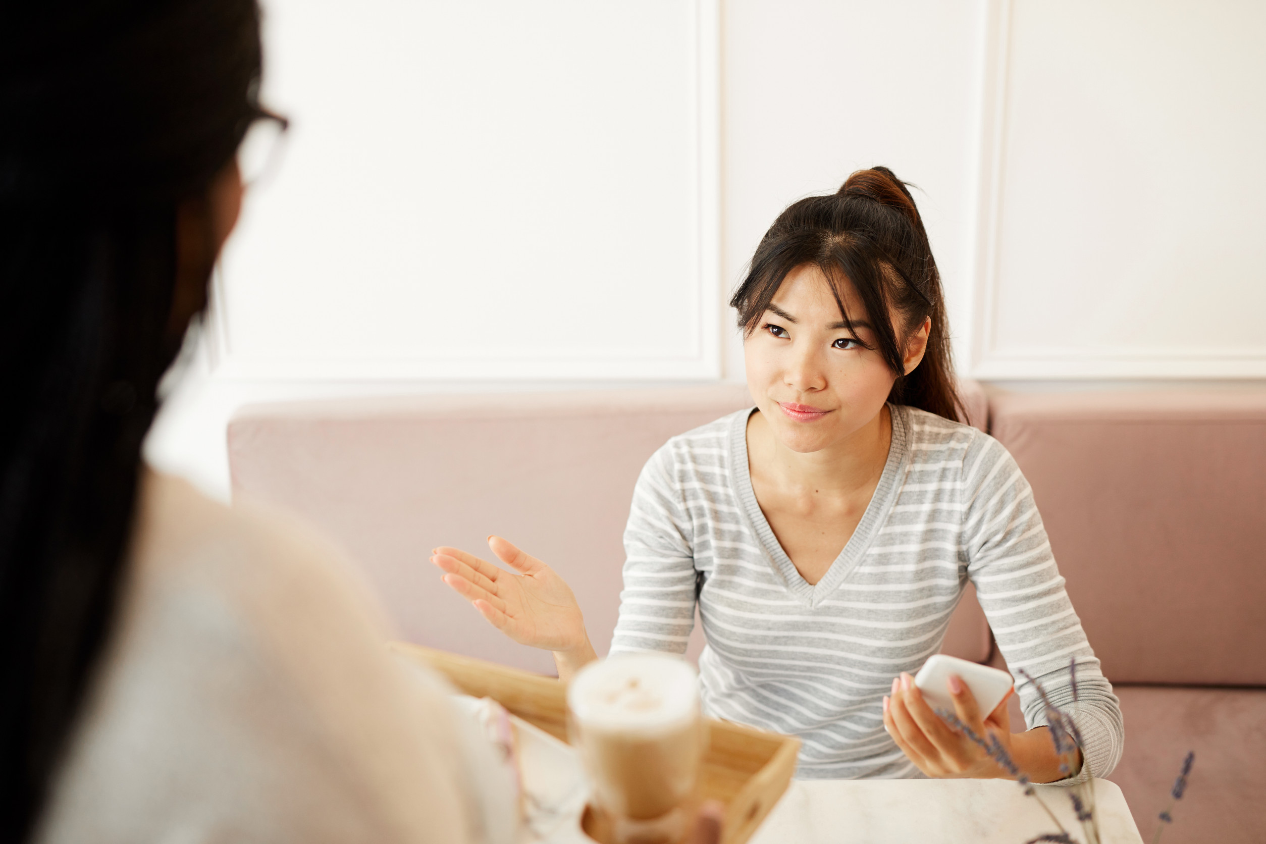 自信反擊!8句霸氣語錄讓小三無地自容 用自信而犀利的語錄擊退小三,同時又保持應有的禮貌與風度,是每位正宮都需要掌握的藝術。圖/123RF圖庫