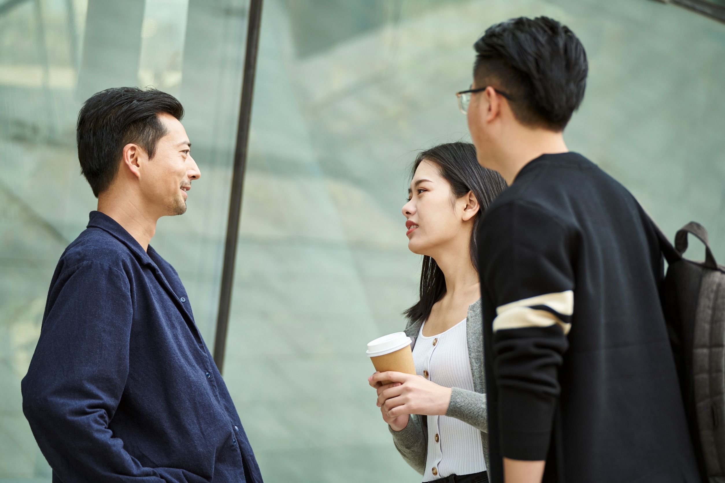 從今天開始斷捨離 10招辨人術幫妳篩選出值得往來的朋友 要能分辨真假朋友,會幫助妳走得更遠更穩健。圖/123RF圖庫