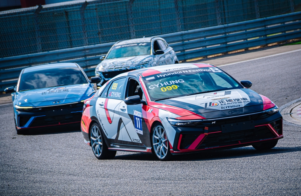 AVANTE N 7.5全新車正式發表 試駕訂購找正德汽車 AVANTE N 7.5在彎道與直線加速中展現280匹馬力與精準操控,讓更多車迷體驗高性能房車在賽道上的實力。圖/正德汽車提供