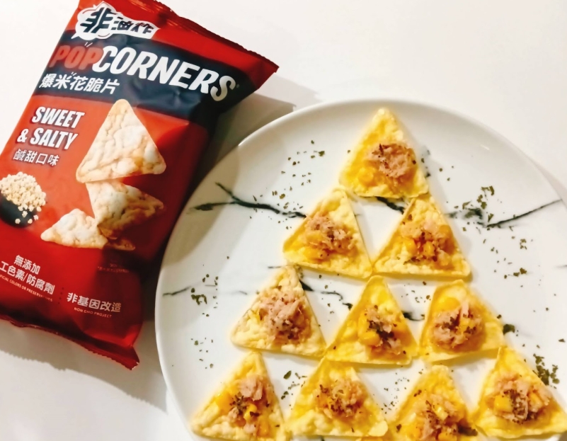 PopCorners爆米花脆片也成為家庭聚會的新寵，更有網友在聖誕聚會時發揮創意！圖/臉書社團全聯消費經驗老實說提供