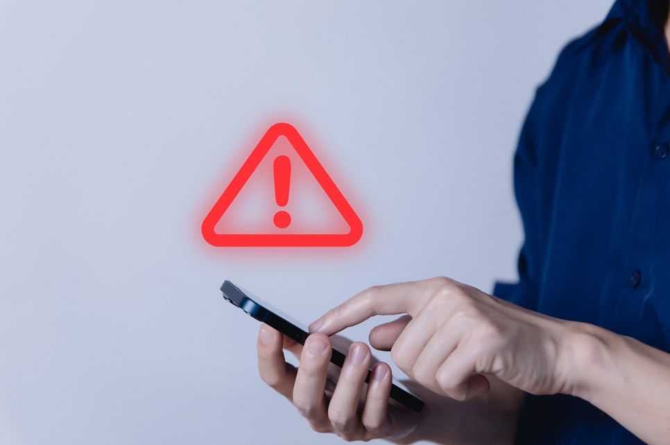 一旦帳戶被列為警示帳戶,轉帳、收款等金融功能將被受限 。圖/123RF圖庫