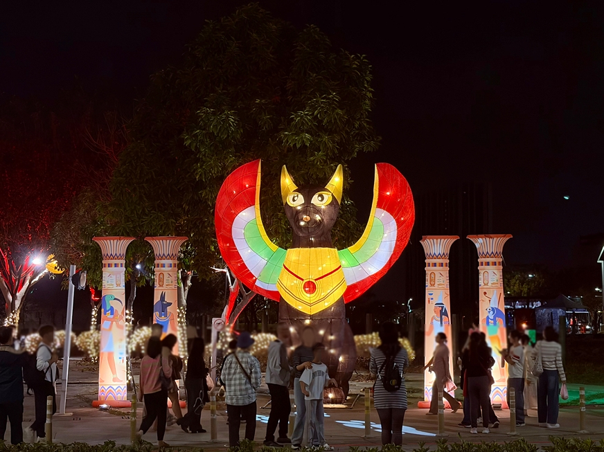 全臺最大動物保護主題燈區「動物夢世界」盛大開展 臺中市政府農業局燈區「動物夢世界」!