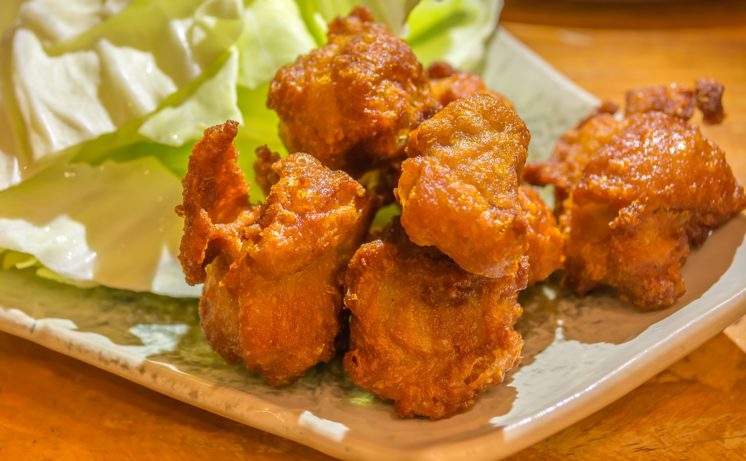 機艙變客廳？網友搭華航爽嗑鹹酥雞、追BTS 驚覺「太像家」嚇到掀熱議