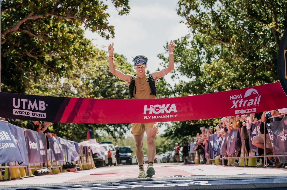 日本越野跑男神上田瑠偉以4小時06分55秒的成績，帥氣衝線奪下50公里組冠軍。圖/ HOKA Xtrail Kenting by UTMB主辦單位提供