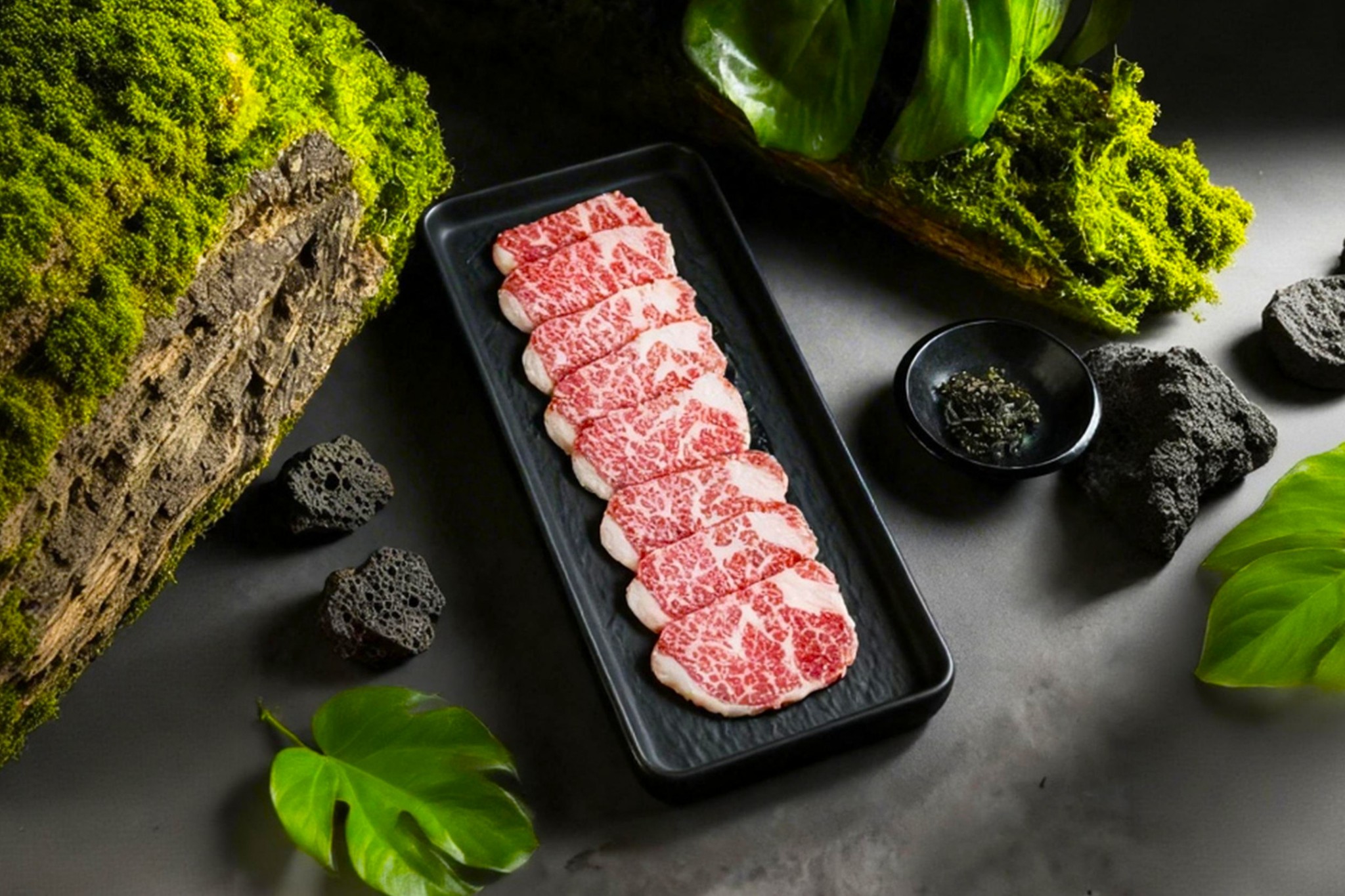 新品A5日本和牛霜雨。圖/森森燒肉提供