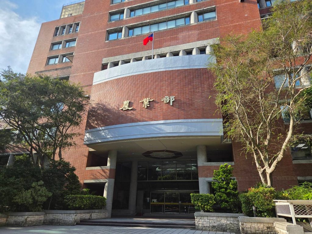 農業部相關單位與駐菲律賓代表處努力協助國內種畜業者開拓海外市場，展現重要成果。圖/農業部提供