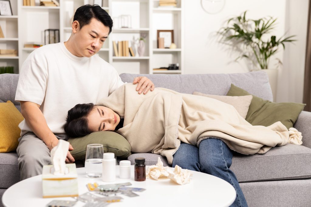 平常老神在在的男人，一旦看到妳生病，愛妳的他瞬間慌了手腳。圖/123RF圖庫
